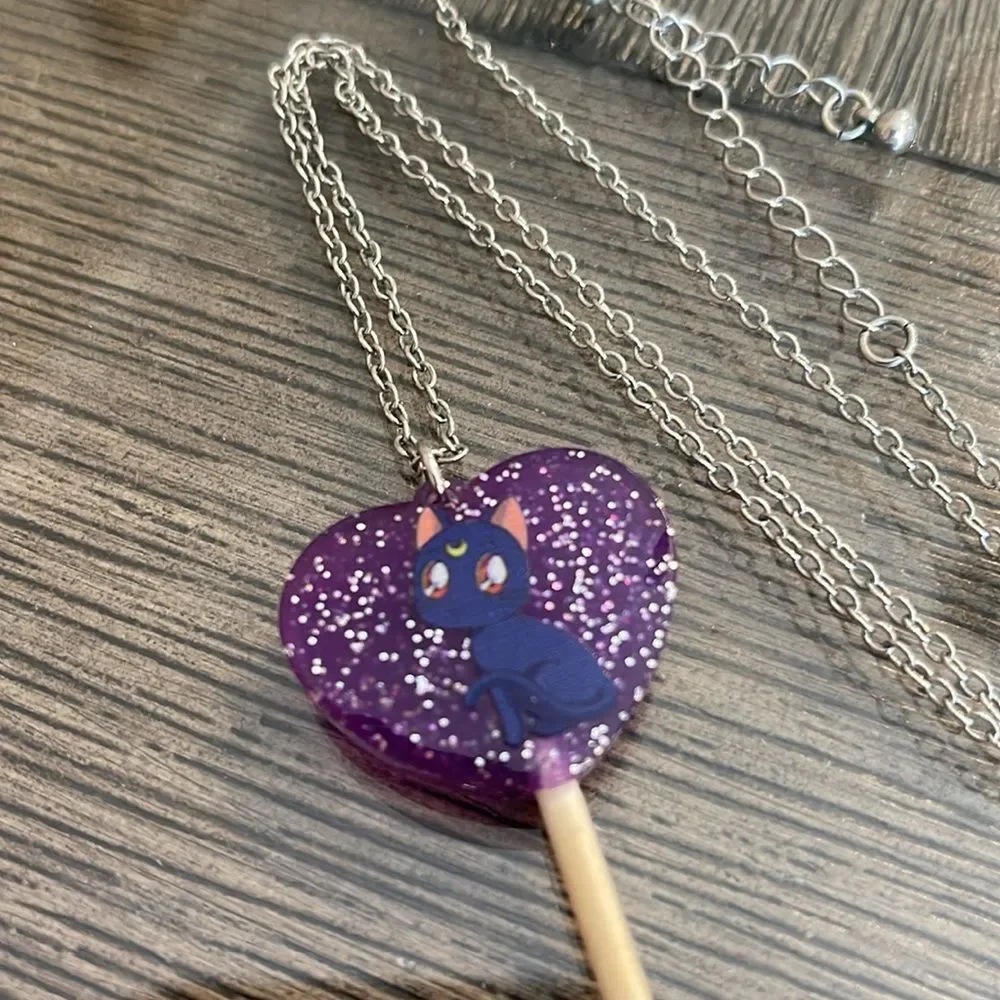 Sailor Moon Necklace Luna Hot Topic Cosplay Jewelry Glitter Purple Lollipop